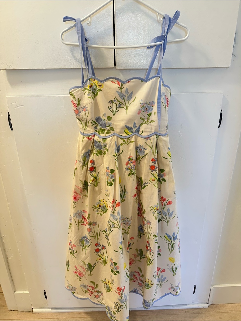 entro Floral Light Blue Trim Slip Dress - Picture 6 of 7